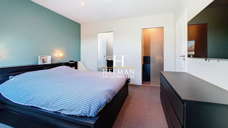 Maison - 167 m² - 6 pièces