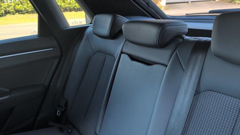 Audi Q3 35 Tdi 150 s-Tronic 7 s line - Automatique