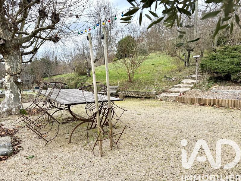 Maison - 137 m² - 5 pièces