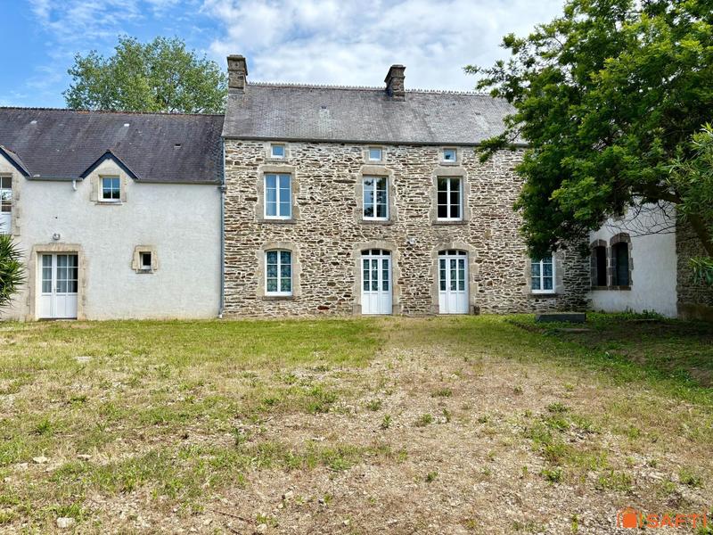 Maison - 369 m² - 10 pièces
