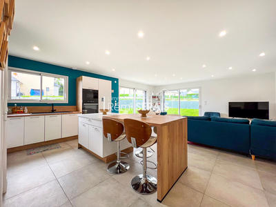 Maison - 101 m² - 5 pièces