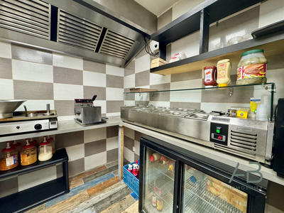 Local commercial - 65 m²