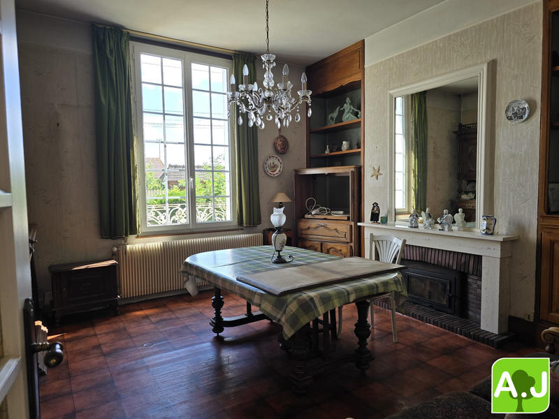 Maison - 88 m² - 4 pièces