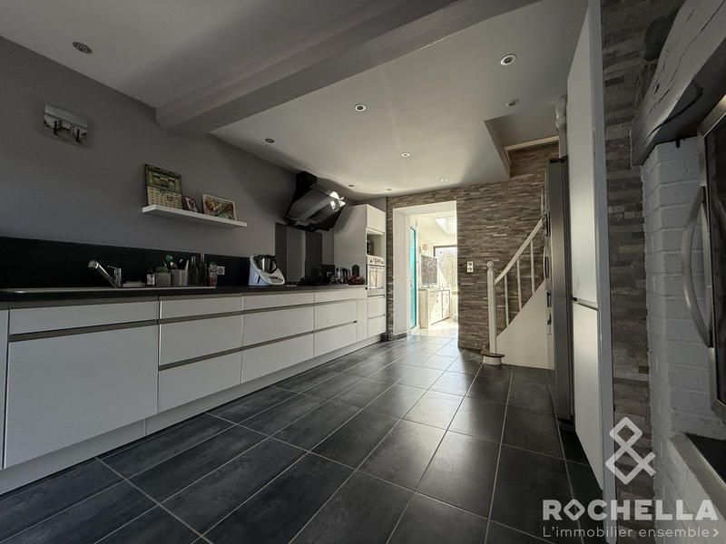 Maison ancienne - 265 m² - 8 pièces