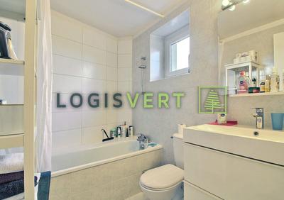 Maison - 84 m² - 4 pièces