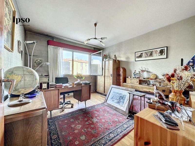 Appartement - 104 m² - 5 pièces