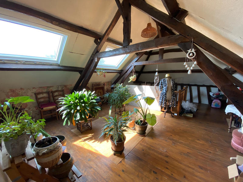 Maison - 207 m² - 6 pièces