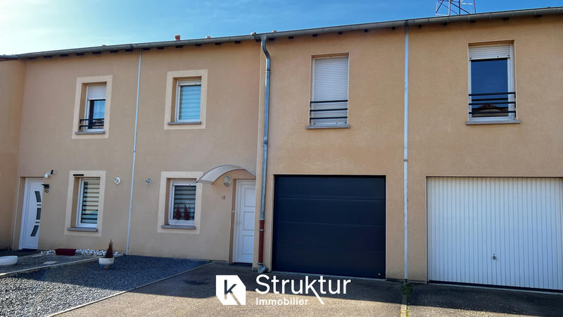 Maison - 108 m² - 6 pièces