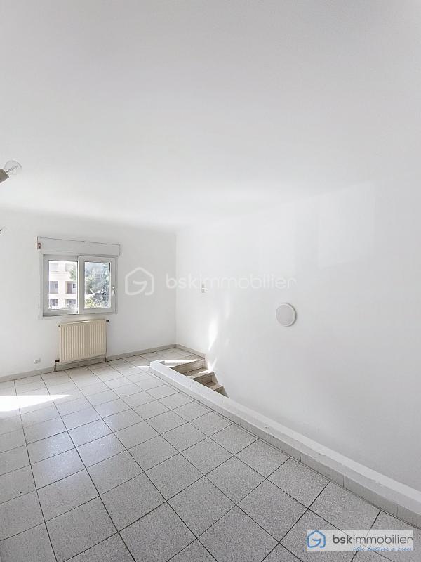 Maison - 174 m² - 7 pièces