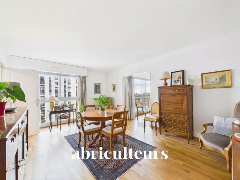 Appartement - 86 m² - 4 pièces