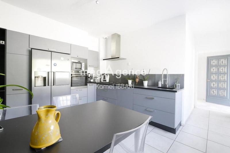 Maison - 130 m² - 5 pièces