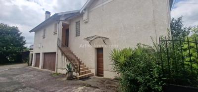 Maison - 107 m² - 6 pièces