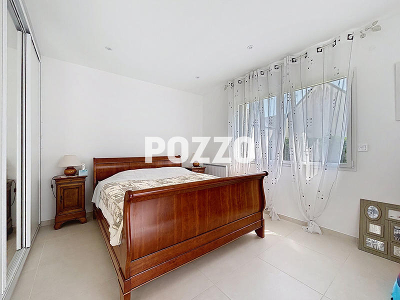 Maison - 193 m² - 7 pièces