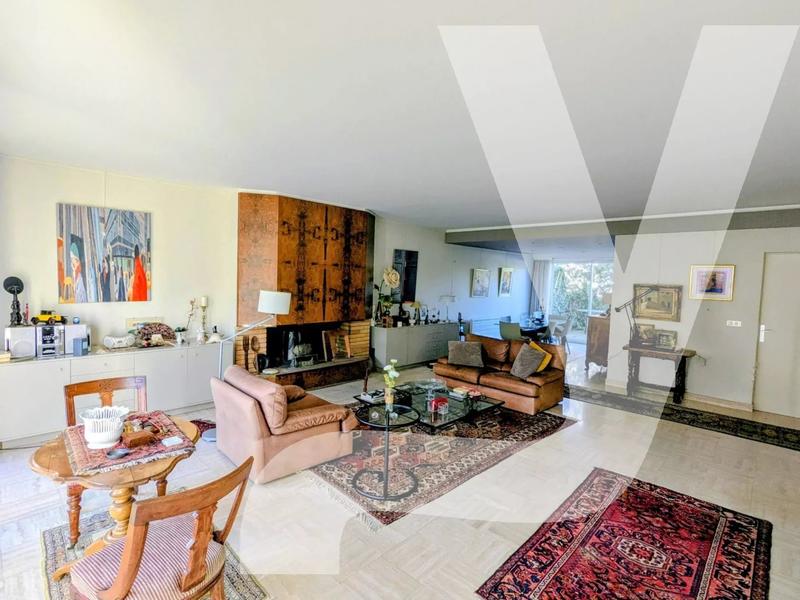 Maison - 178 m² - 7 pièces