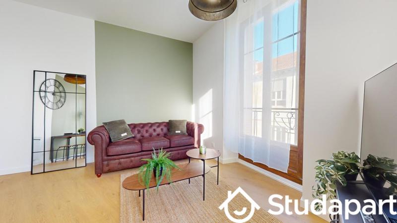 Chambre - 10 m² - 1 pièce