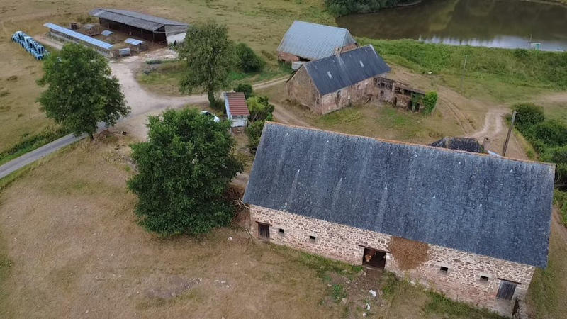 Corps de ferme - 180 m² - 4 pièces