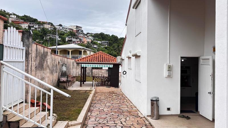 Maison - 186 m² - 7 pièces