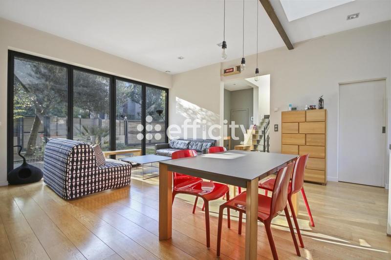 Villa - 145 m² - 6 pièces