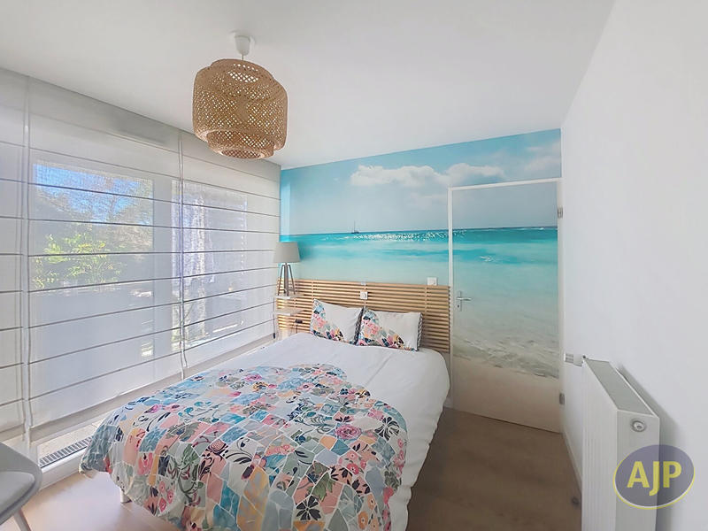 Appartement - 83 m² - 4 pièces