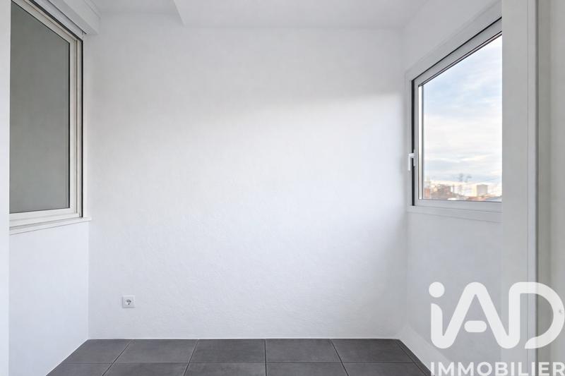 Appartement - 95 m² - 5 pièces