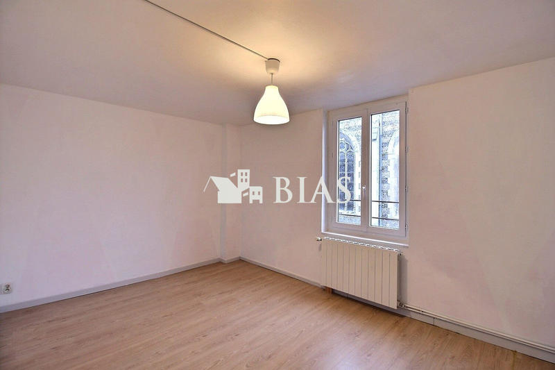 Maison ancienne - 84 m² - 3 pièces