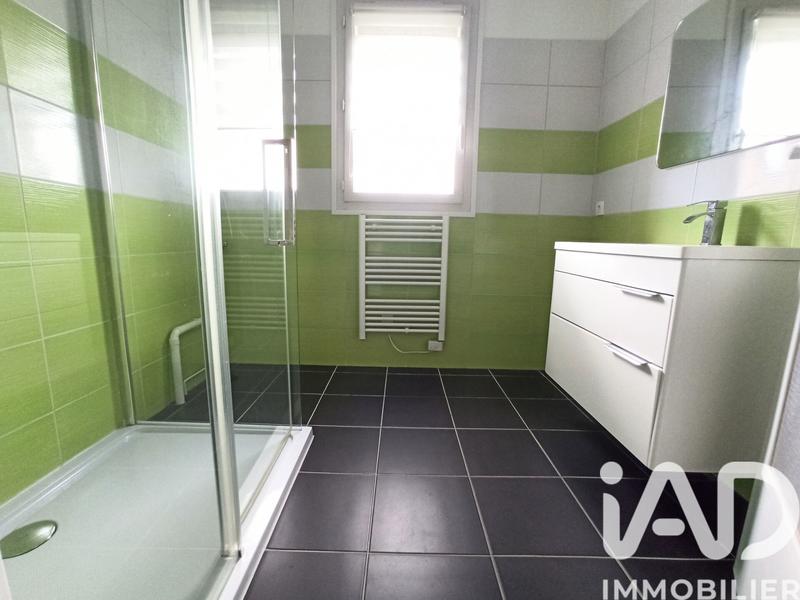 Maison - 200 m² - 8 pièces