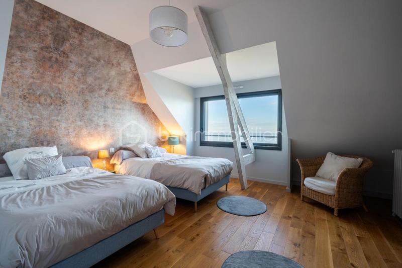 Demeure - 195 m² - 7 pièces