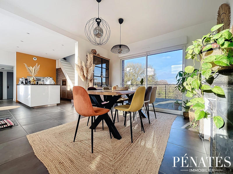 Maison - 145 m² - 5 pièces