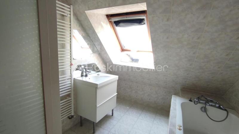 Maison - 155 m² - 7 pièces