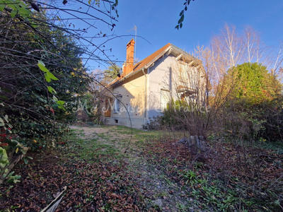 Maison - 146 m² - 9 pièces