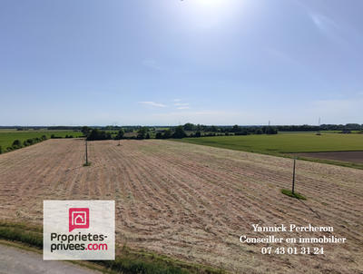 Maison - 400 m² - 3 pièces