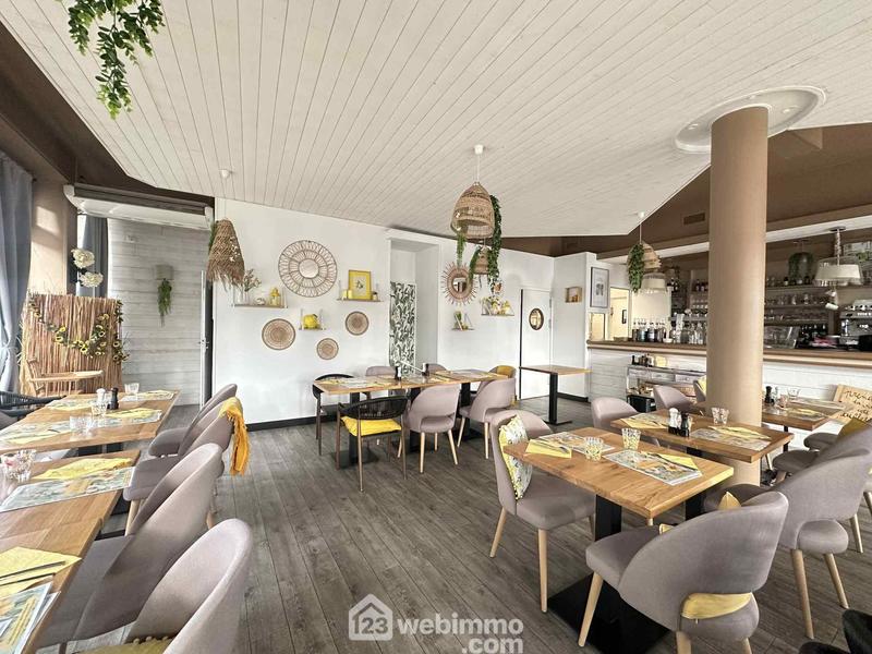 Local commercial - 114 m² - 3 pièces