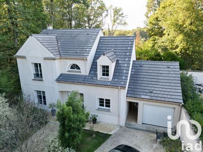 Maison - 146 m² - 7 pièces
