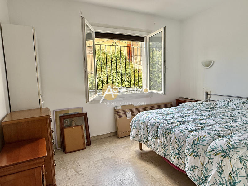 Maison - 210 m² - 9 pièces