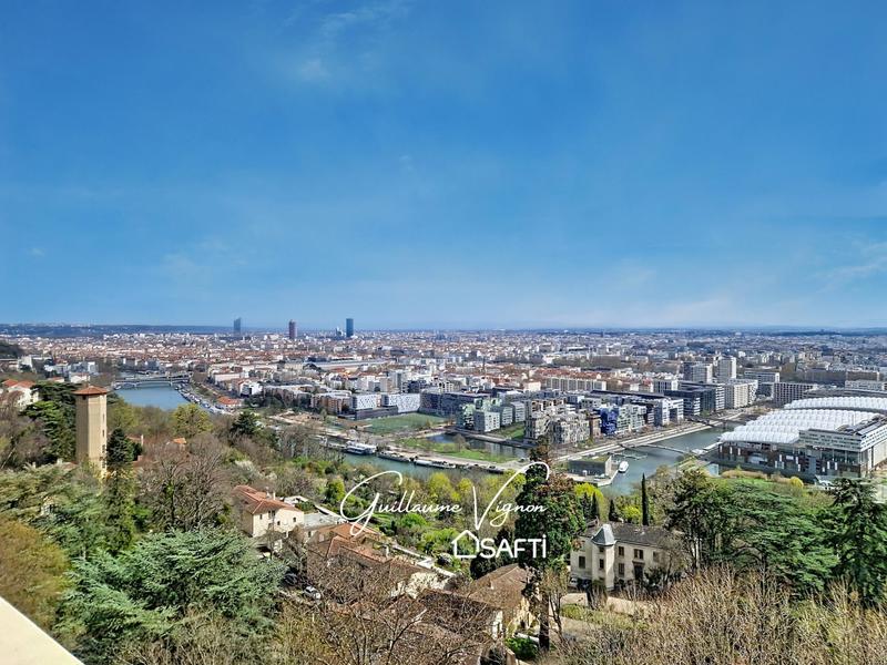 Appartement - 107 m² - 5 pièces