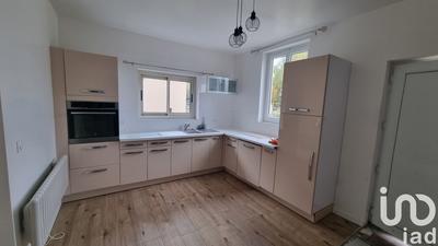 Maison - 93 m² - 5 pièces