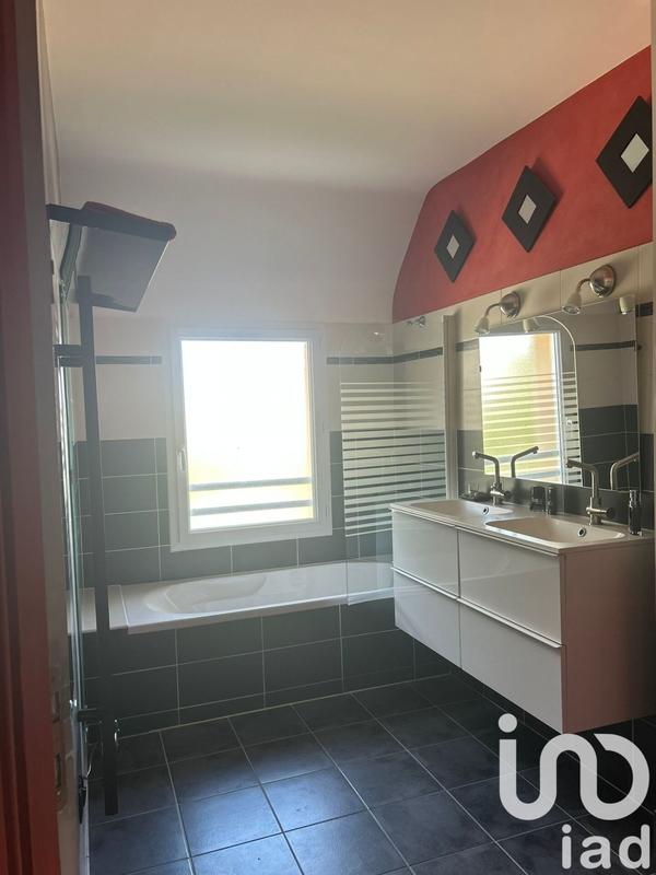 Maison - 149 m² - 5 pièces