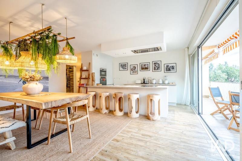 Appartement - 79 m² - 3 pièces