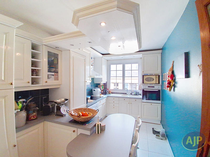 Maison - 133 m² - 4 pièces