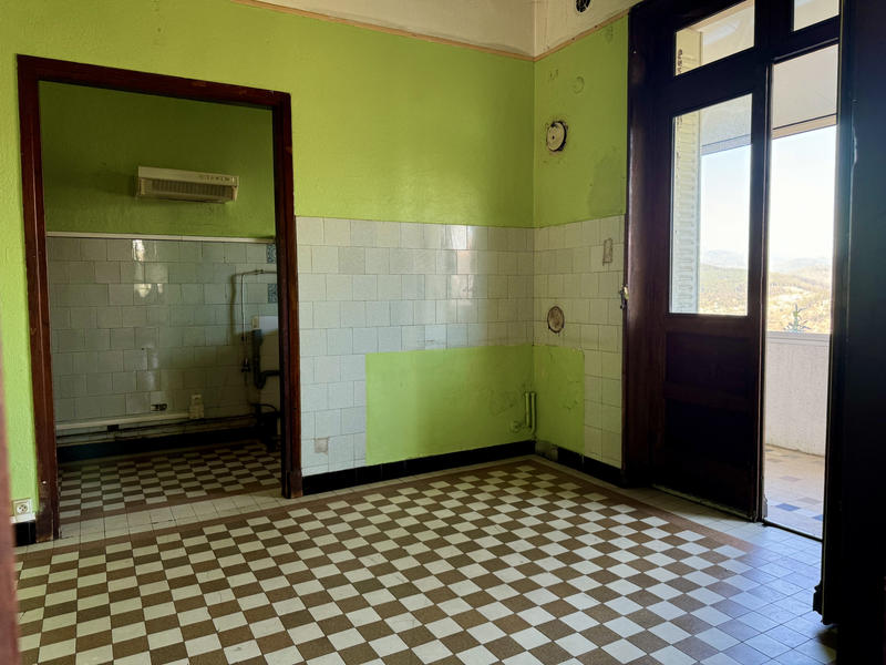 Immeuble - 266 m² - 11 pièces