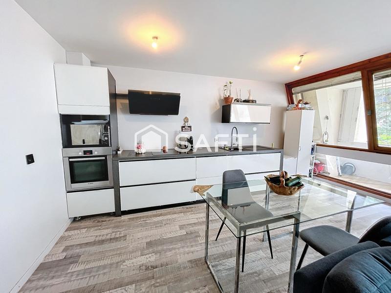 Duplex - 104 m² - 4 pièces