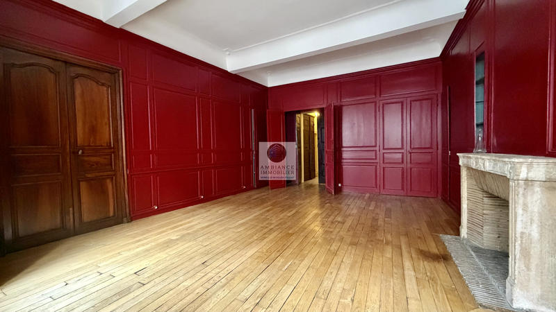 Appartement - 153 m² - 5 pièces