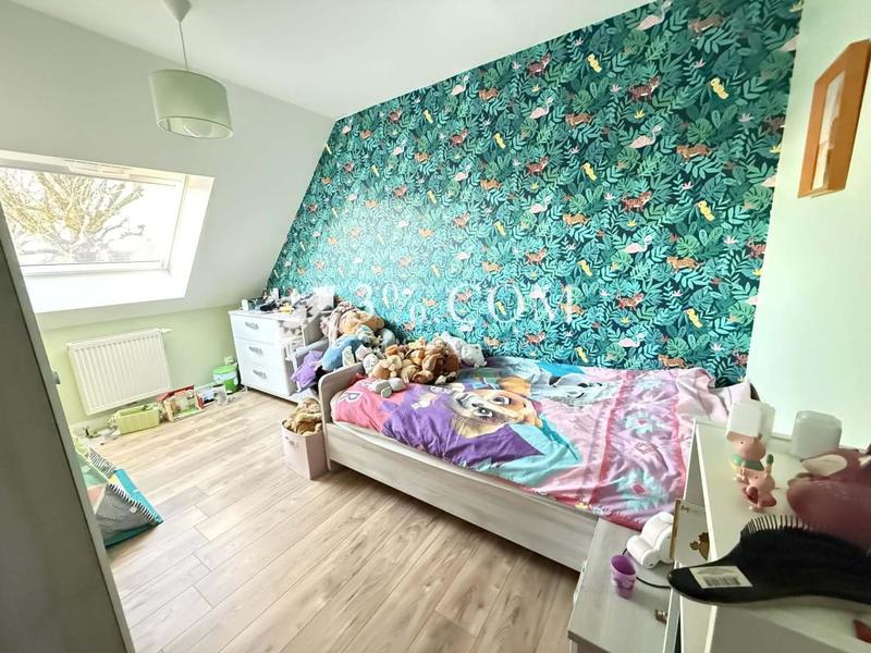 Maison - 102 m² - 5 pièces