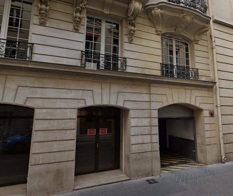 Parking / Garage - 10 m²