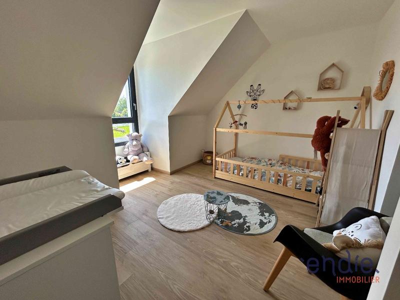 Maison - 103 m² - 5 pièces