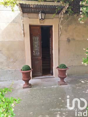 Maison - 460 m² - 10 pièces