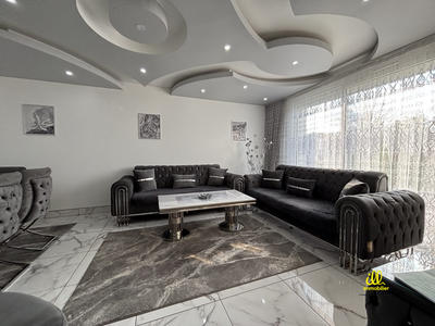 Maison - 145 m² - 6 pièces