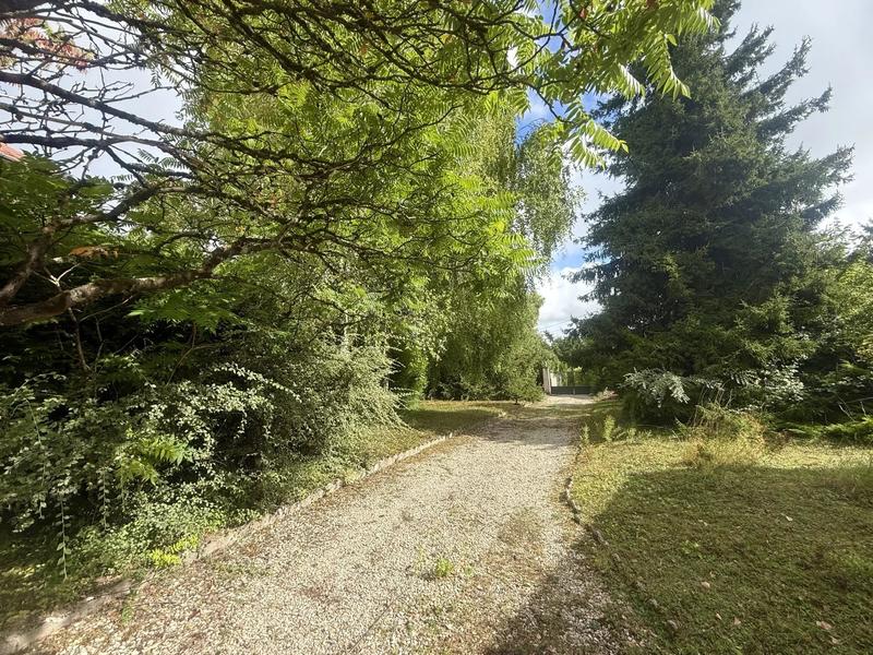 Maison traditionnelle - 156 m² - 6 pièces