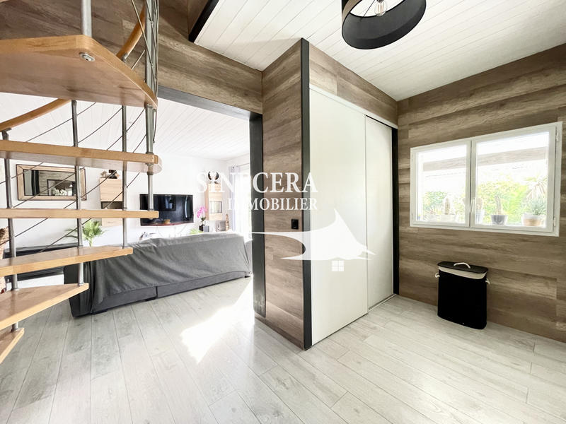 Maison - 104 m² - 5 pièces