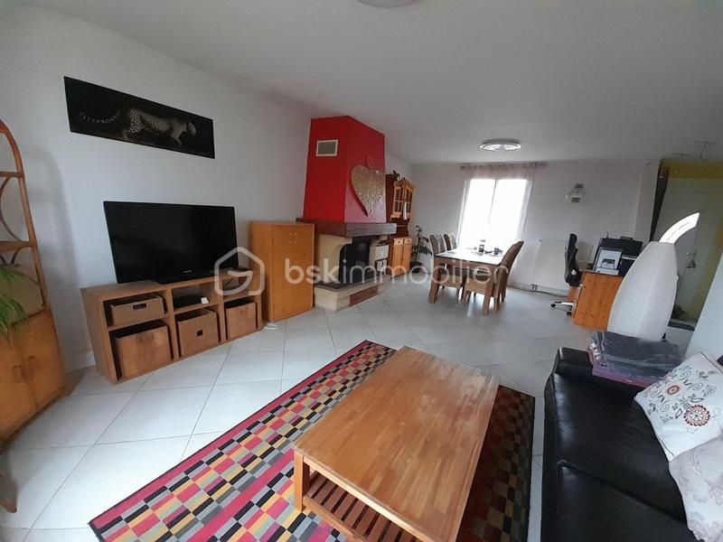 Maison - 95 m² - 5 pièces